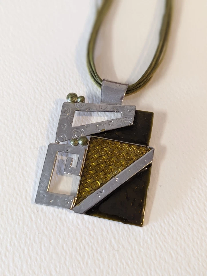 Collar y Colgante Disfraz Moda, Joyería Boho, Retro. Color verde y plata Foto 2 de 4