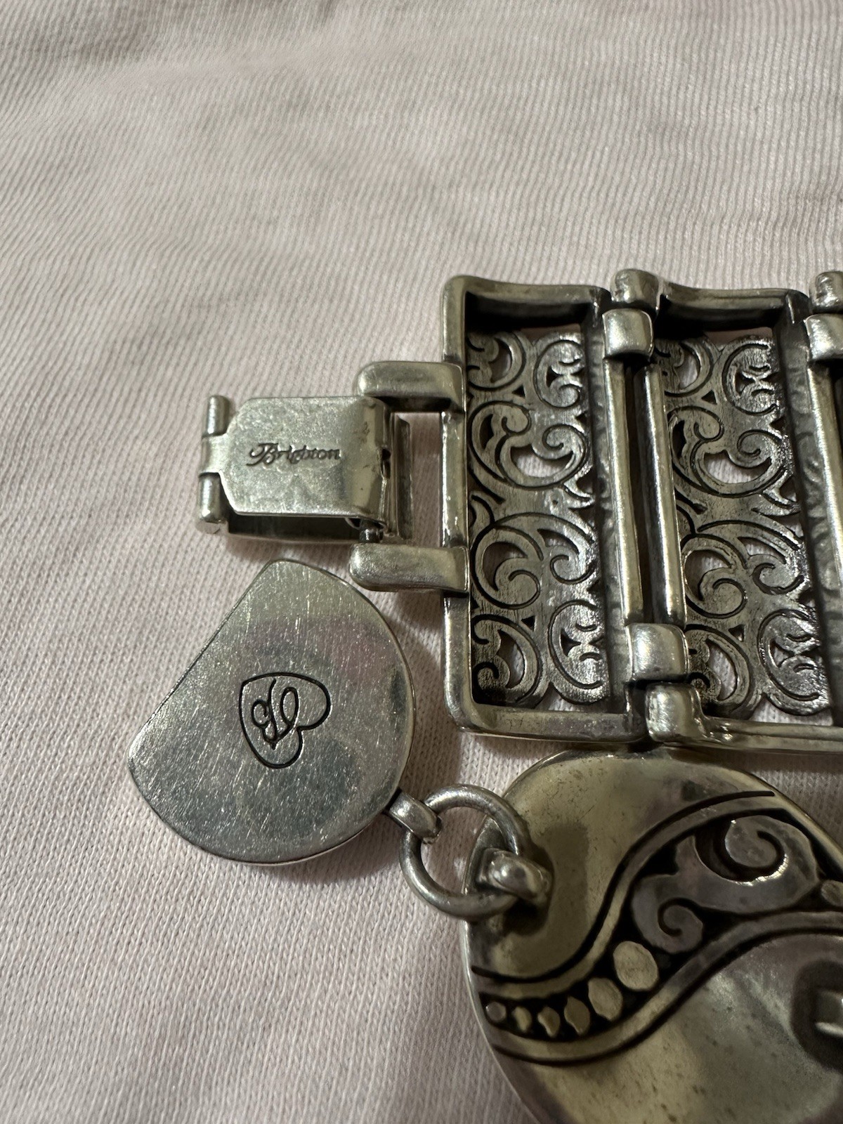 Brighton Signed Silver-Tone Link Charm Chain Bracelet Dangle Round Fold Over
