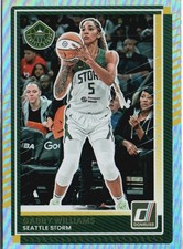 2025 Donruss WNBA #75 Gabby Williams Holo