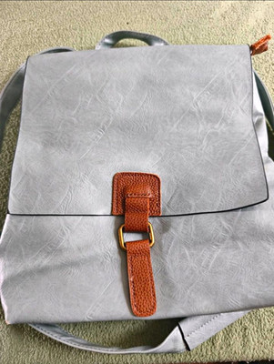 Damen Rucksack Grau Kunstleder Schnalle mit Außentaschen verstellbar Gold
