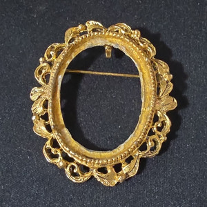Gold Tone Oval Filigree Bezel Brooch Setting Frame Mounting, 1 Piece Metal