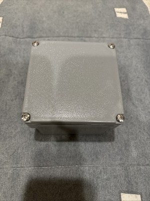 Carlon 4 in. x 4 in. x 2 in. Gray Electrical PVC Junction Box (E989NNJ-5-HD)