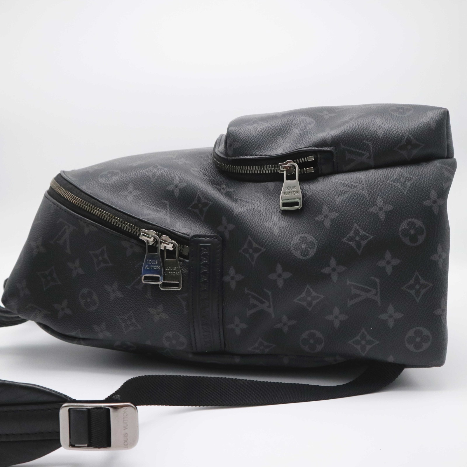 Louis Vuitton LV Discovery Backpack Eclipse Monog… - image 3