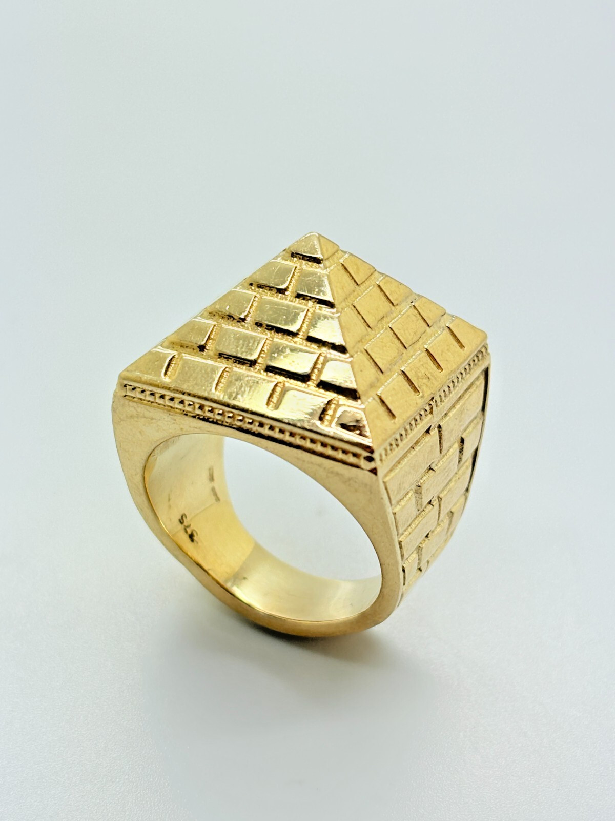 9ct Yellow Solid Gold Pyramid Ring