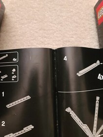 LEGO Architecture 21019 The Eiffel Tower 100% Complete w/ Box + Manual 2014 Ret