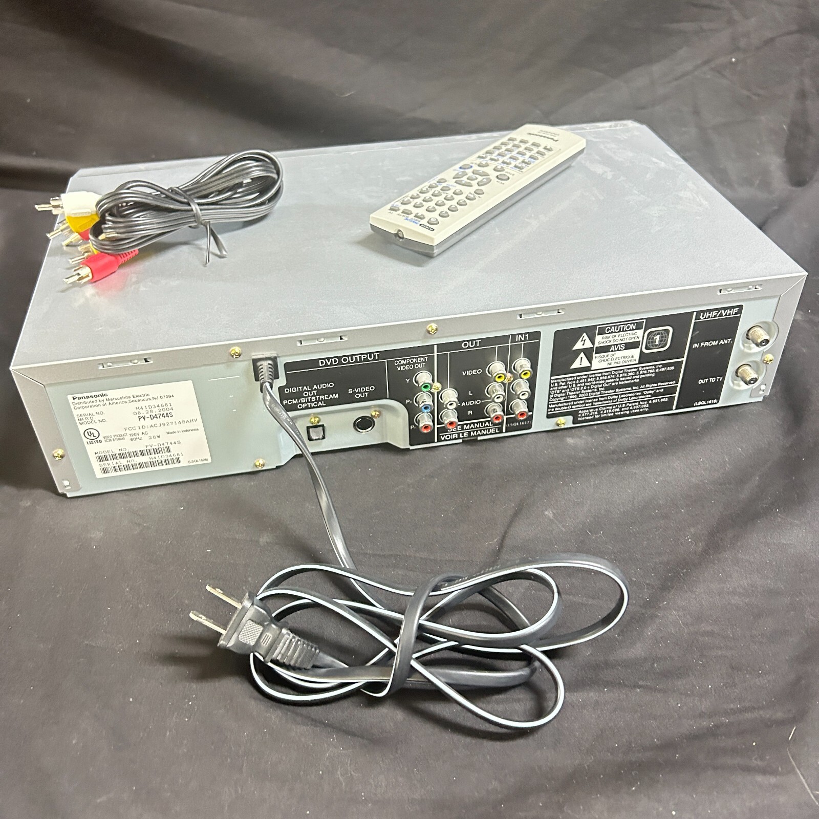 Panasonic PVD4744S DVD VCR Combo HiFi VHS Recorder with Remote