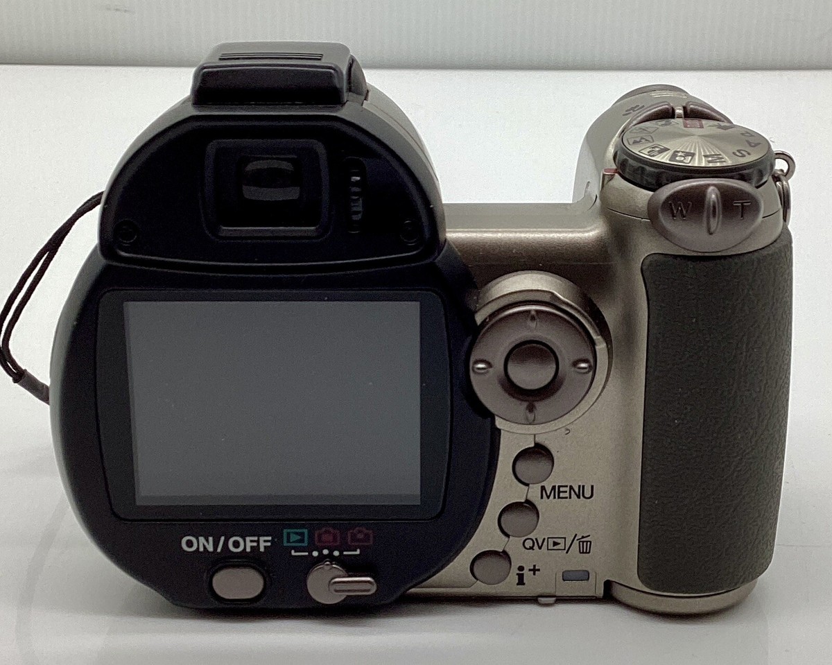 Konica Minolta DiMAGE Z6 6MP Digital Camera w/12x Anti-Shake Zoom