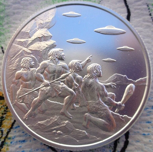 1 oz. UFO'S Over CAVEMEN Prehistoric alien round .999 fine silver
