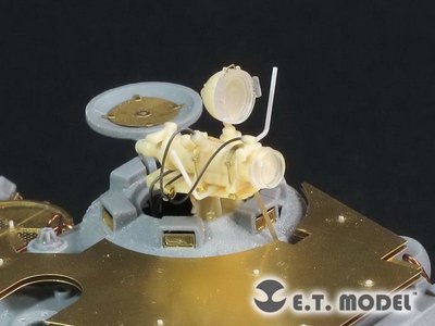 ET Model ER35035 1/35 German Infrared Night-Vision Devices Infrarot-Scheinwerfer