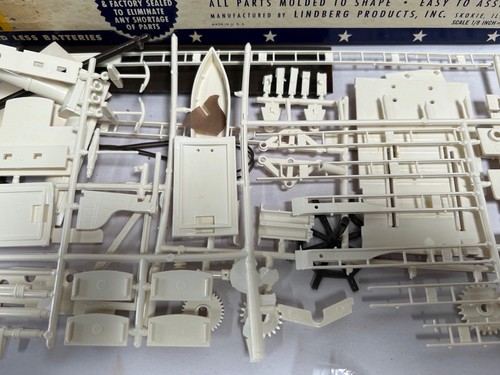 Vintage Lindberg Clermont barca a vapore motorizzata plastica giocattolo model kit (A10) - Foto 9 di 16