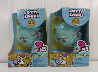 Lot of 2 Lotta Looks Cookie Swirl Keychain  Age 5+ Teal Blue Green Face New