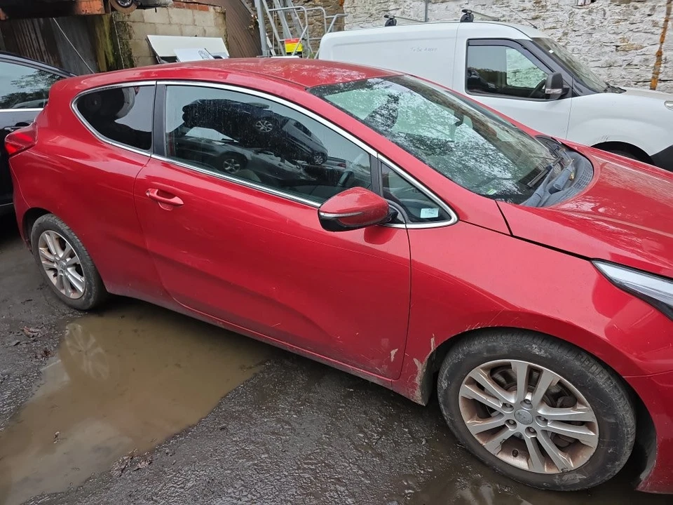 Kia Pro Ceed Mk2 2013-2018 Ignition Barrel With Key - Image 2 of 4