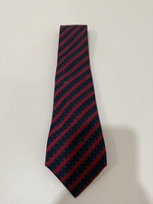 Vintage Kids Gucci Silk Necktie Dark Navy  Red Diagonal Stripe Pattern 3.5&rdquo;X48&rdquo;