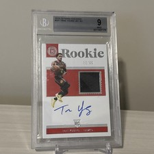 Top Trae Young Rookie Cards to Collect 39