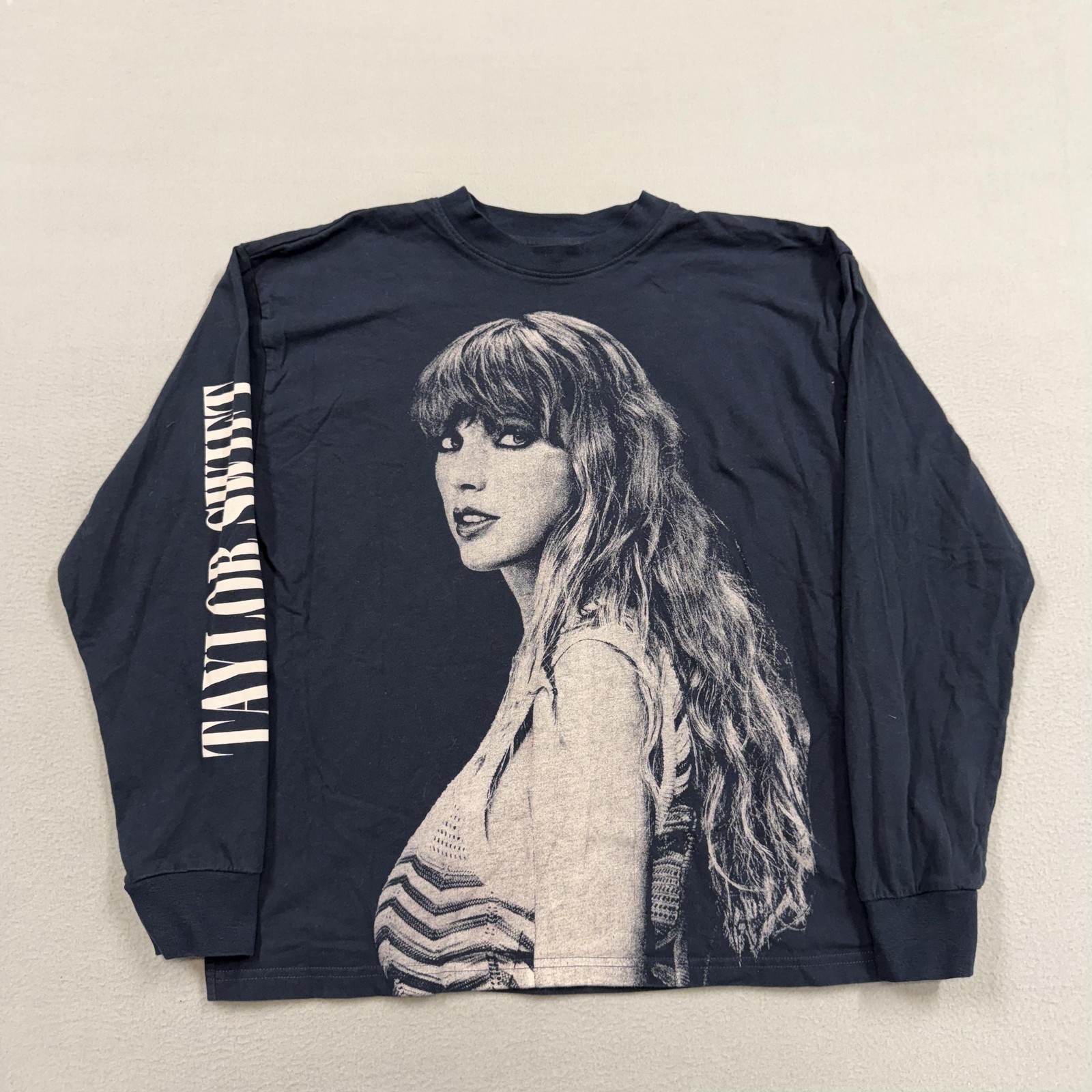 Taylor Swift Shirt Mens Small Black The Eras Tour Long Sleeve Graphic Tee Music