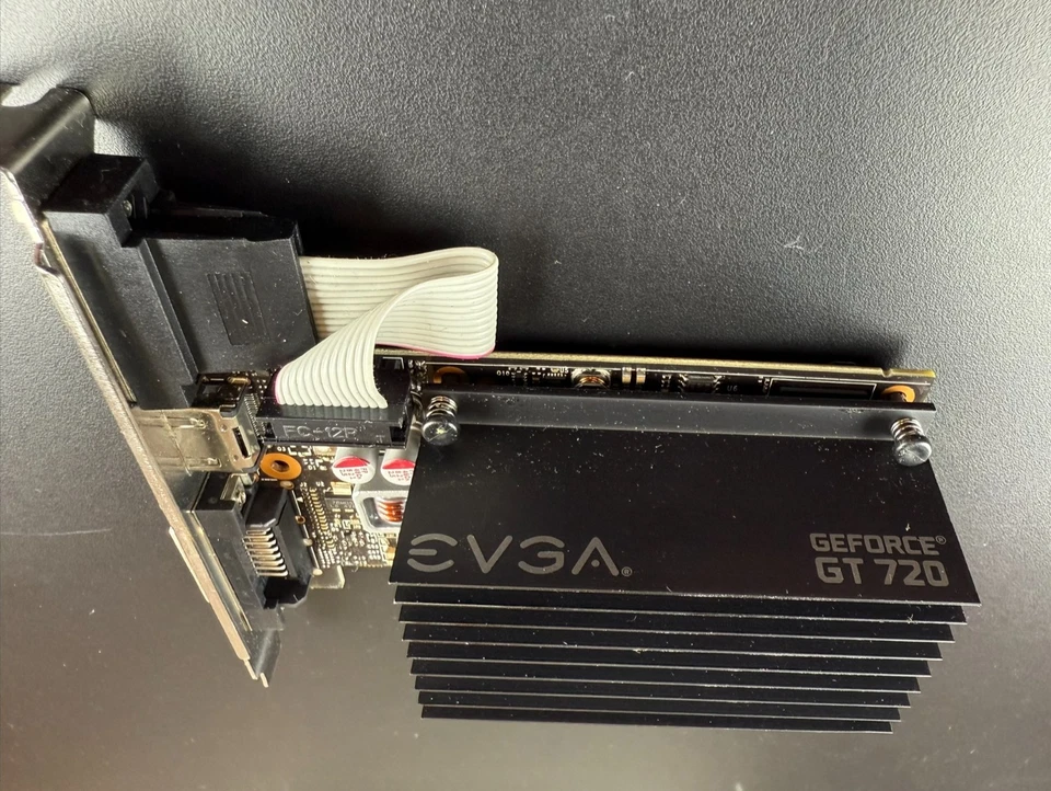 EVGA NVIDIA GT720 1GB Graphics Card 01G-P3-2722-KR - VGA / HDMI / DVI - Image 2 of 4