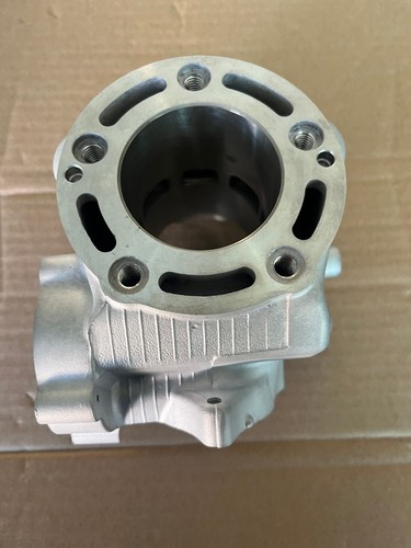 2000-2002 CR125R Cylinder