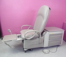 Brewer Access 6501 High Low Electric Exam Table w/ Patient Handles & Footswitch