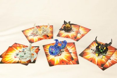 Bakugan Battle Brawlers von Sega Spin Master, inklusive 2 Karten pro Set