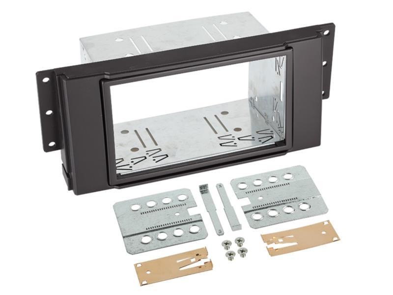 Kit support autoradio Land Rover pour vos longs trajets en Freelander