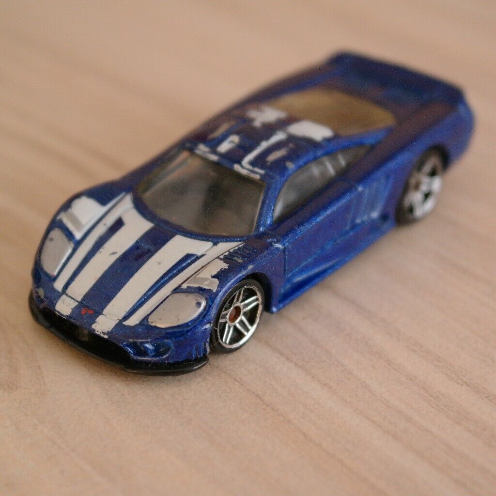 Picture 1 of 6