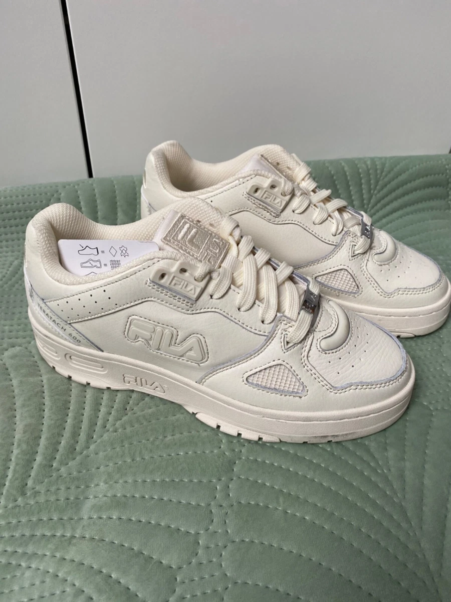 Womens Fila Teratach 600 Low Trainers Size 4.5
