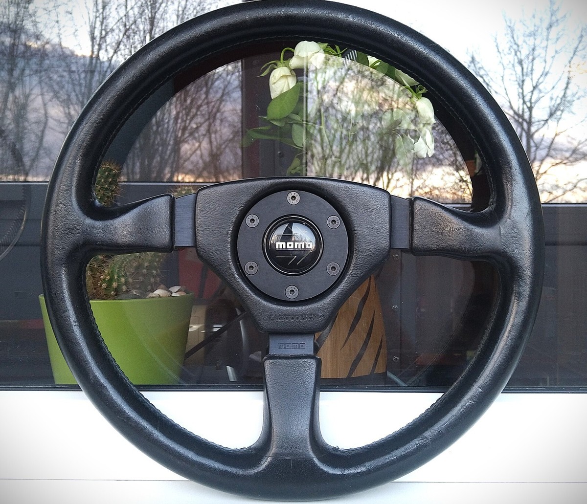momo様 MOMO Racing Prototipo Steering Wheel for Z31 | 1984-1989