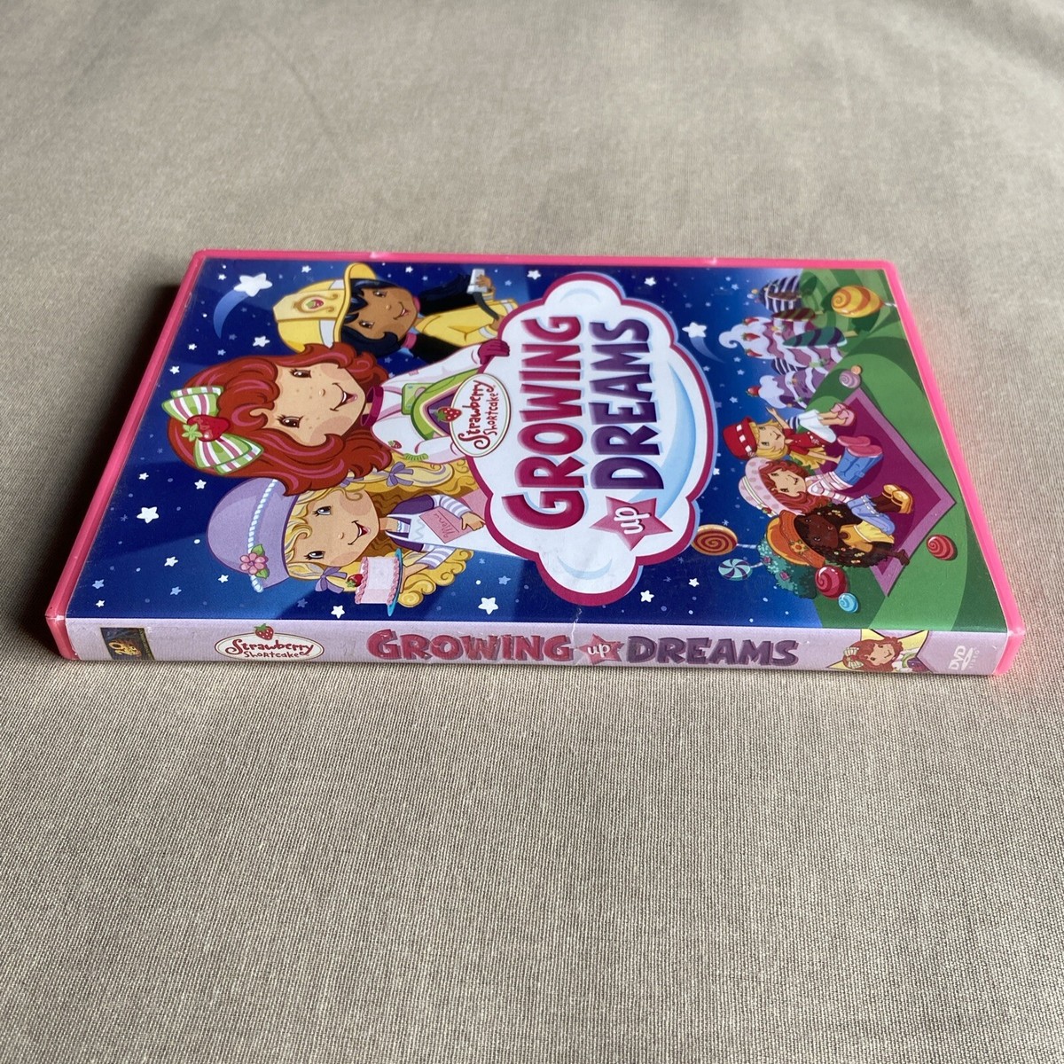 Strawberry Shortcake: Growing Up Dreams (DVD 2010 2 Eps