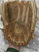 Vintage Phil Rizzuto Signature Regent 5122 Baseball Glove Nice Cond NY Yankees