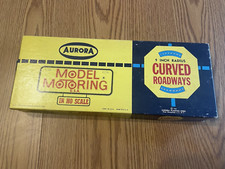1960 Aurora Slot Car HO Scale 9" Radius Curved Roadways 1519 Original Box 6 pcs