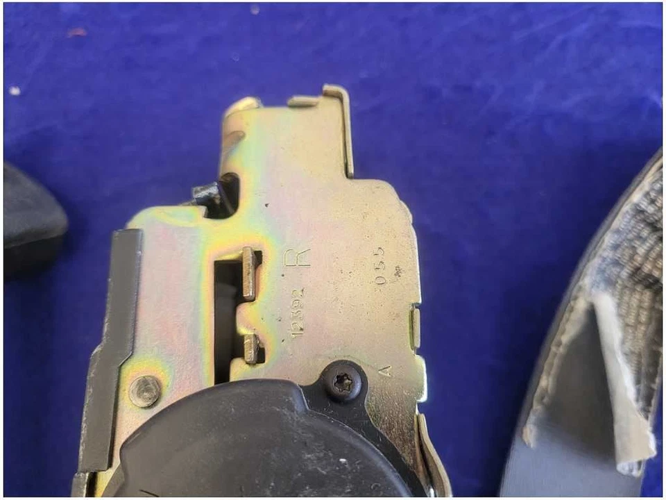 Pontiac Firebird Firehawk 1993-1997 5,7 L pasajero delantero cupé cinturón de seguridad 2676 Foto 3 de 4