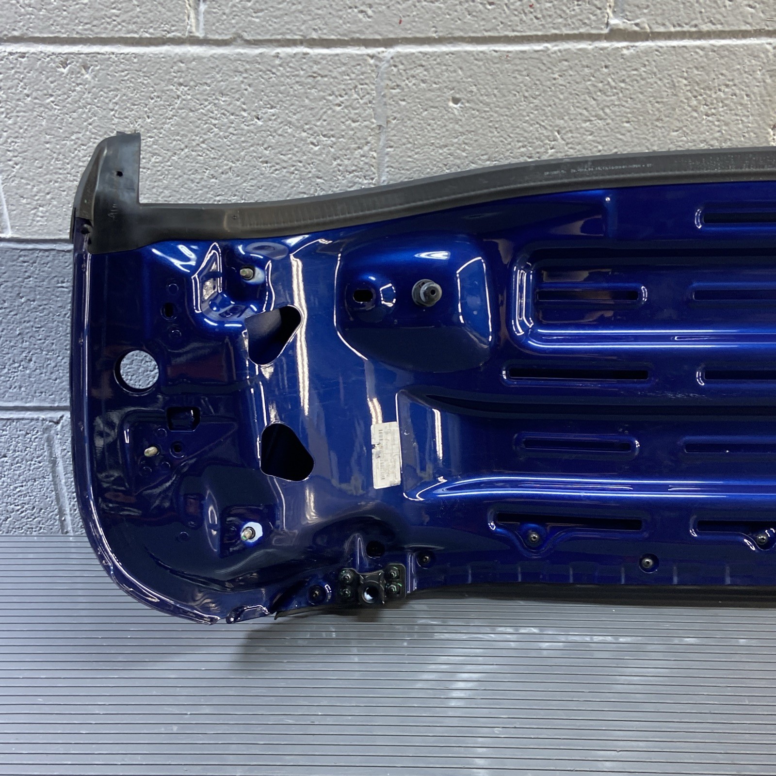 2018-2020 Ferrari Portofino Tonneau Cover Lid Top Blue 70 OEM *NOTE*