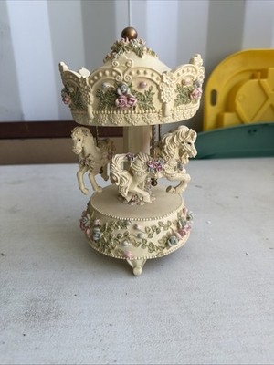 Vintage 1999 Limited Edition Carousel Music Box with 3 Rotating Horses. Working