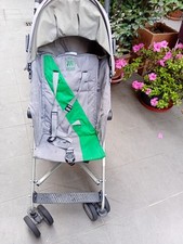 poussette bébé....très bon état...pliante....marque Maclaren