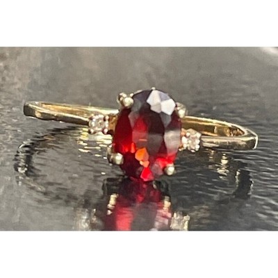 YELLOW GOLD GARNET AND DIAMOND RING SIZE 5.5 SKY