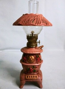 Vintage-Ceramic-Floral-Desk-Belly-Wood-Stove-Small-Oil-Lamp-Made-in-Japan