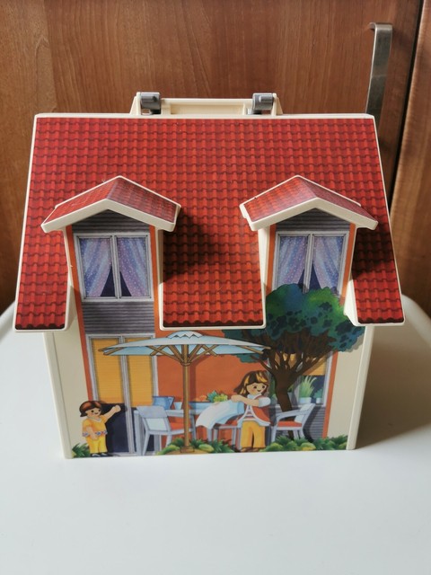 take along dollhouse