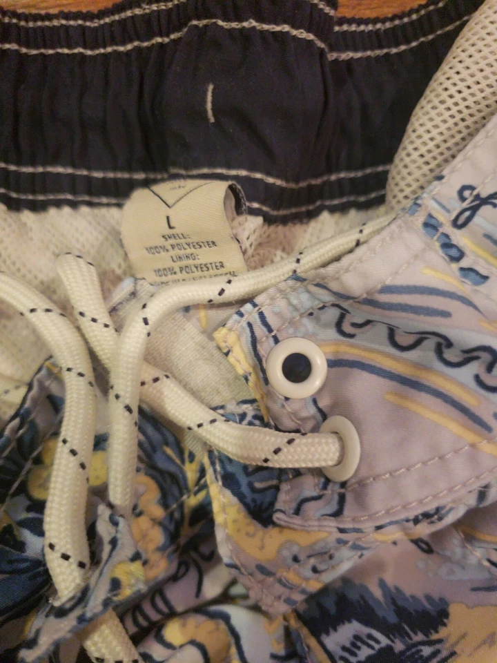 St Johns Bay Hawaiian Islands Gray Swim Trunks Mens Size Large - Image 3 of 3