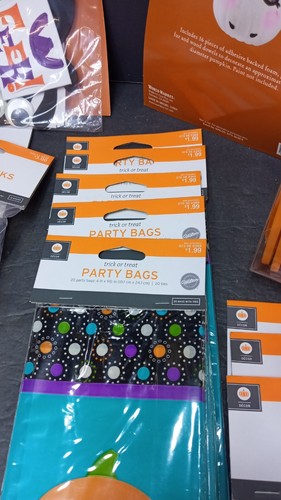 ❤️ Mixed Custom Bundle/Lot Fun Halloween Party Supplies - Picture 16 of 23