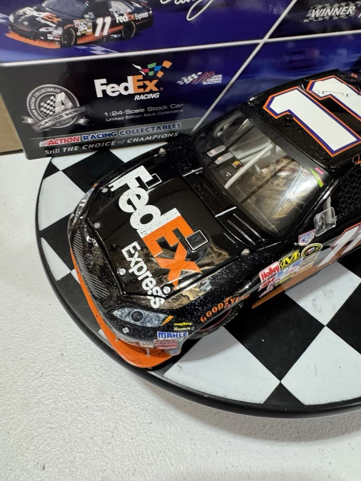 Denny Hamlin #11 FedEx Express Duel 150 Carrera Victoria 2008 1/24 Nascar Diecast Foto 4 de 4