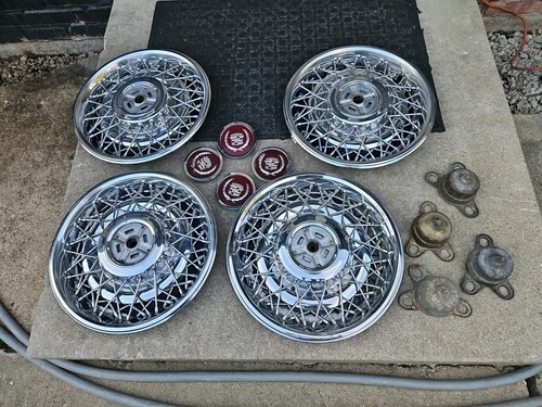 87 90 91 92 Cadillac Fleetwood Brougham 15 Inch Wire Spokes Hubcaps ...