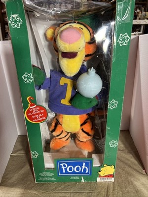 RARE Pooh tigger Musical Illuminated TELCO 21  Christmas Display W Box