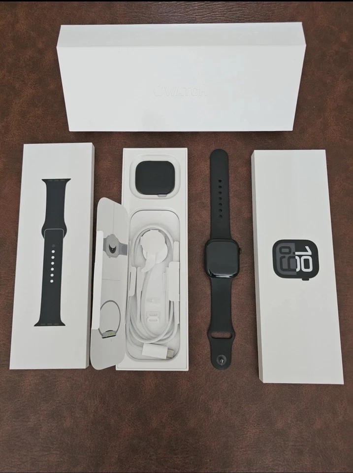 Apple Watch Series 10 Cellular 42-46mm Jet Black Aluminium GPS - Image 4 of 4