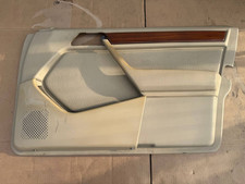 Mercedes W124 T&uuml;rverkleidung vorne rechts creme ORIGINAL J752