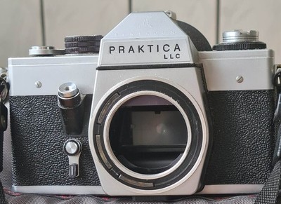 Praktika LLC Spiegelreflexkamera  mit 2 Objektiveb,  funktionsfähig gebraucht