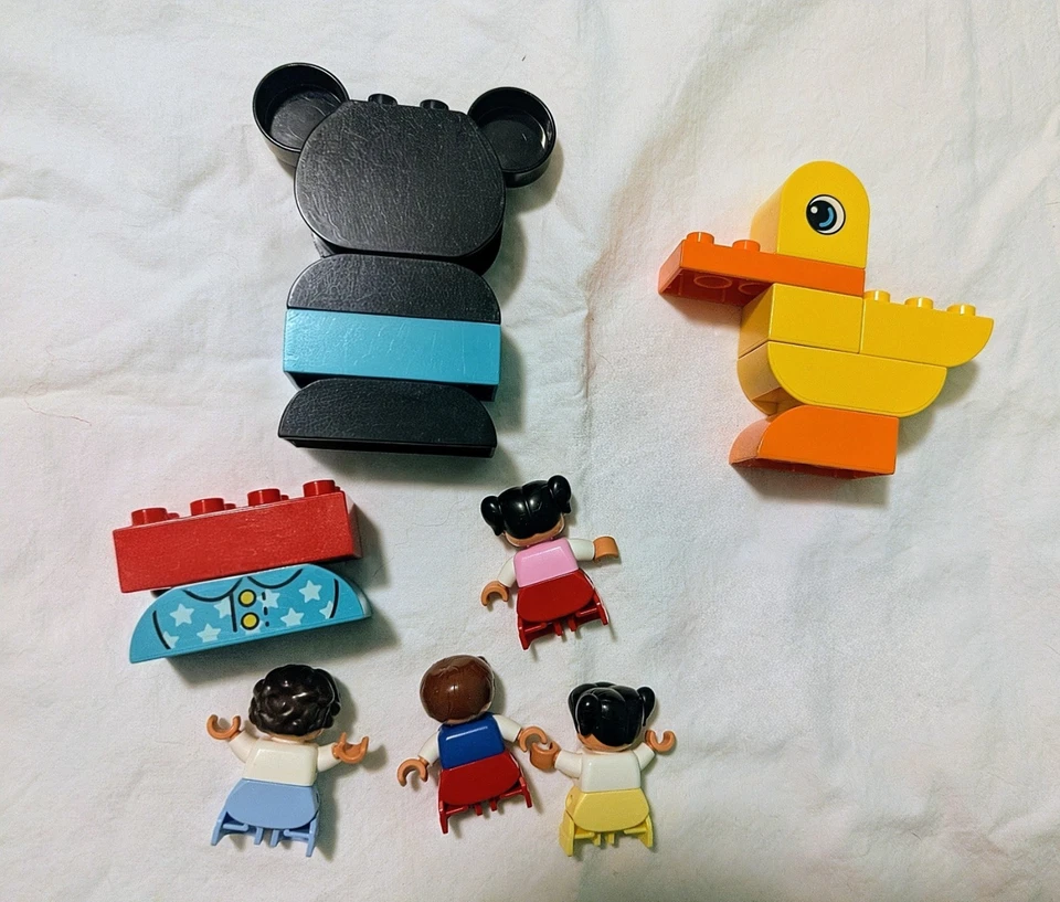  Lego Duplo Lot with People - Image 2 of 4