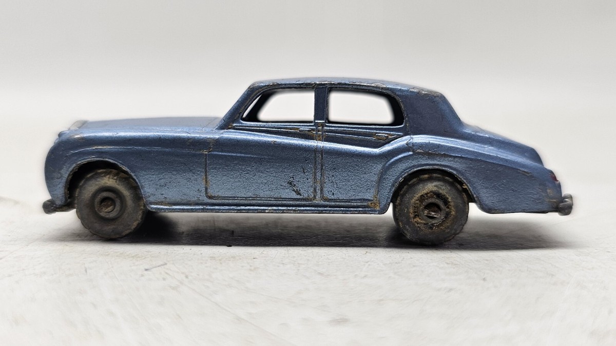 ミニカー MATCHBOX No.44 ROLLS SILVER CLOUD ミニカー MATCHBOX No.44 ROLLS SILVER CLOUD Matchbox Lesney No 44