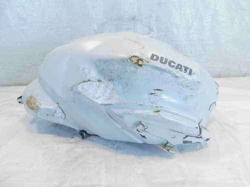2017-2019 Ducati SuperSport 939 S White Fuel Gas Petrol Tank Reservoir - Dents - Picture 5 of 12