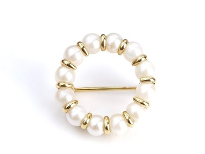 Elegante Vintage-Brosche aus 18K Gold mit echten Perlen
