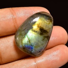 Natural Chatoyant Labradorite Fancy Cabochon Loose Gemstone 25.5 Ct. 26X19X5 mm